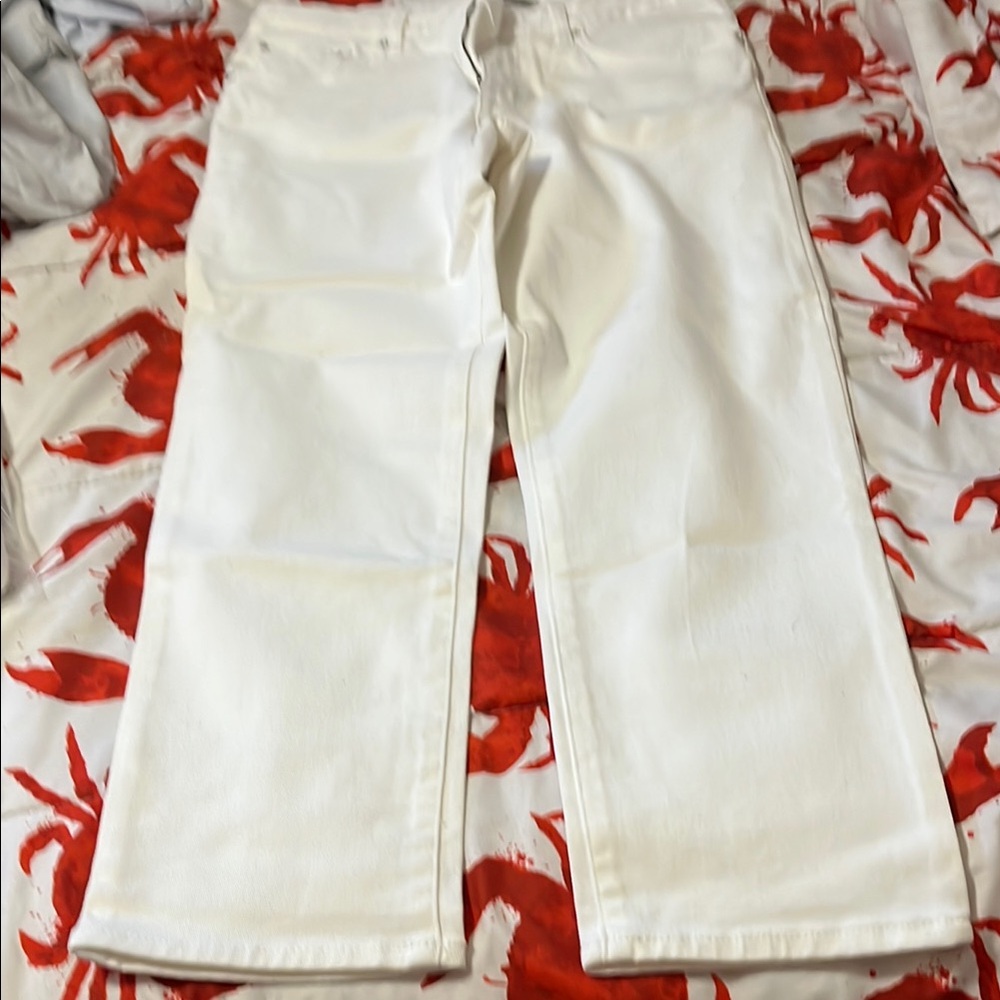 P511. White Straight-Leg Pants